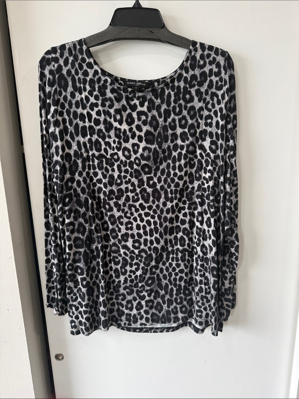 Mario Serrani Black and White Leopard Print Long Sleeve Top
